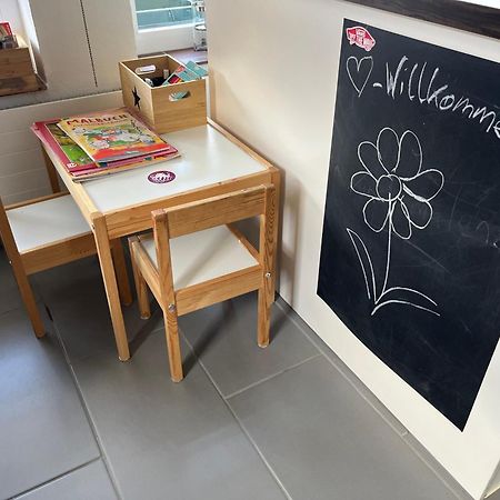 Gemuetliche Wohnung Mitten In Esens Εξωτερικό φωτογραφία