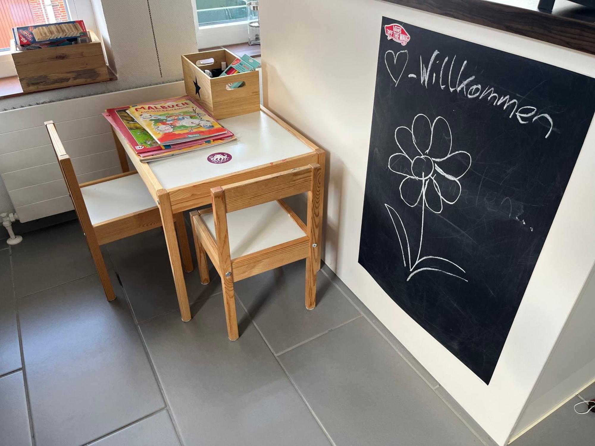 Gemuetliche Wohnung Mitten In Esens Εξωτερικό φωτογραφία